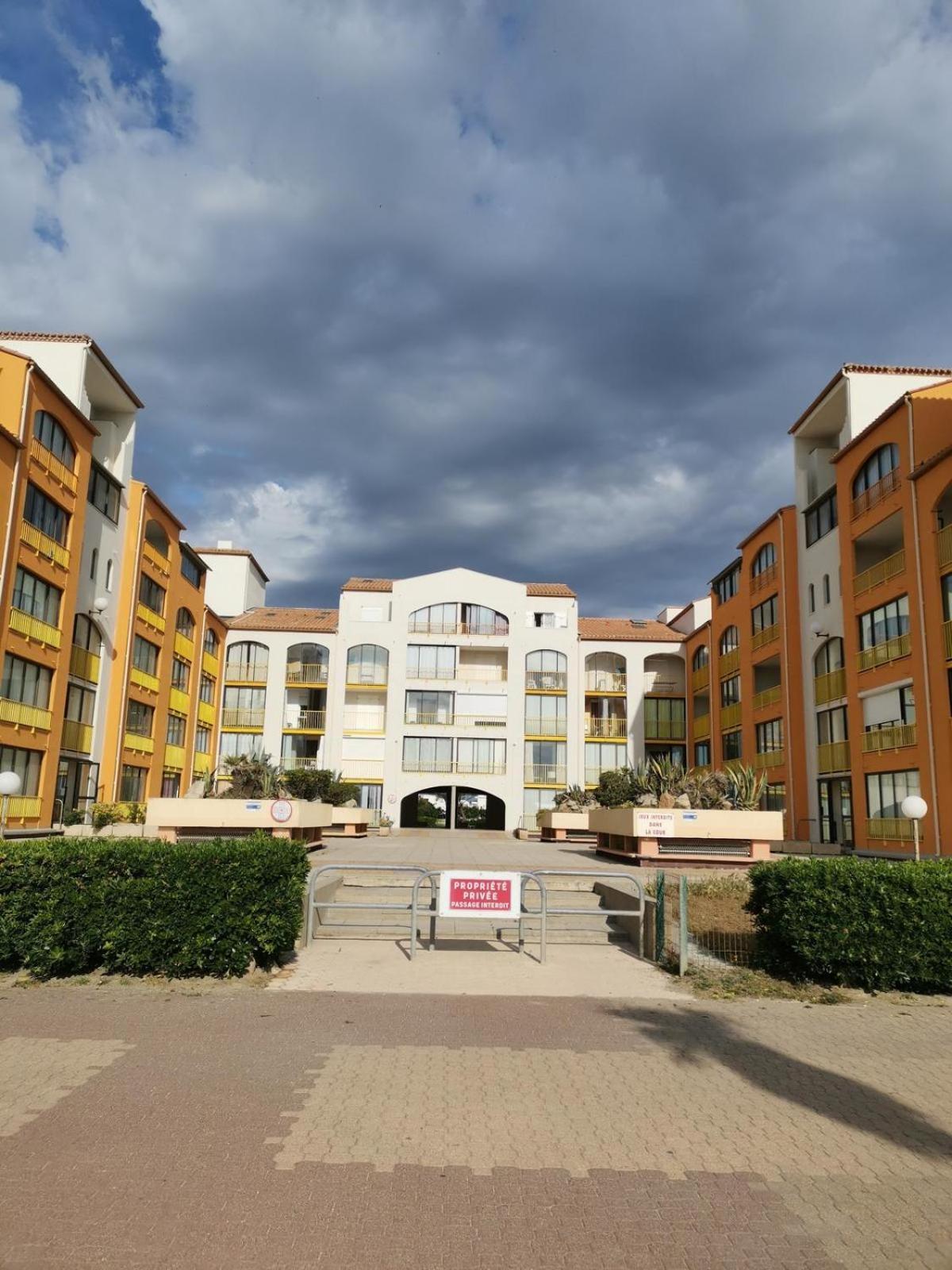 Appartement Vue Mer,Acces Direct Plage,Fibre,Clim,Parking Public Gratuit Le Barcarès Exteriör bild