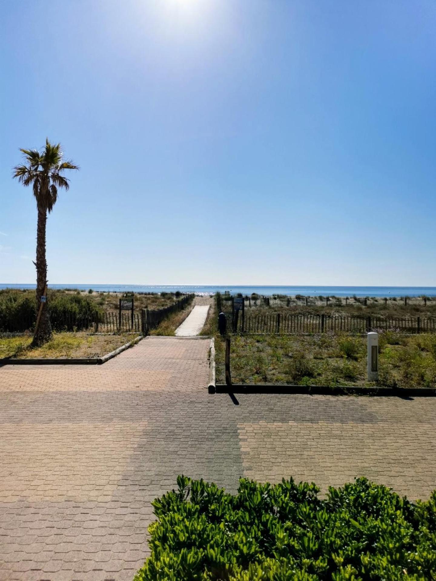 Appartement Vue Mer,Acces Direct Plage,Fibre,Clim,Parking Public Gratuit Le Barcarès Exteriör bild