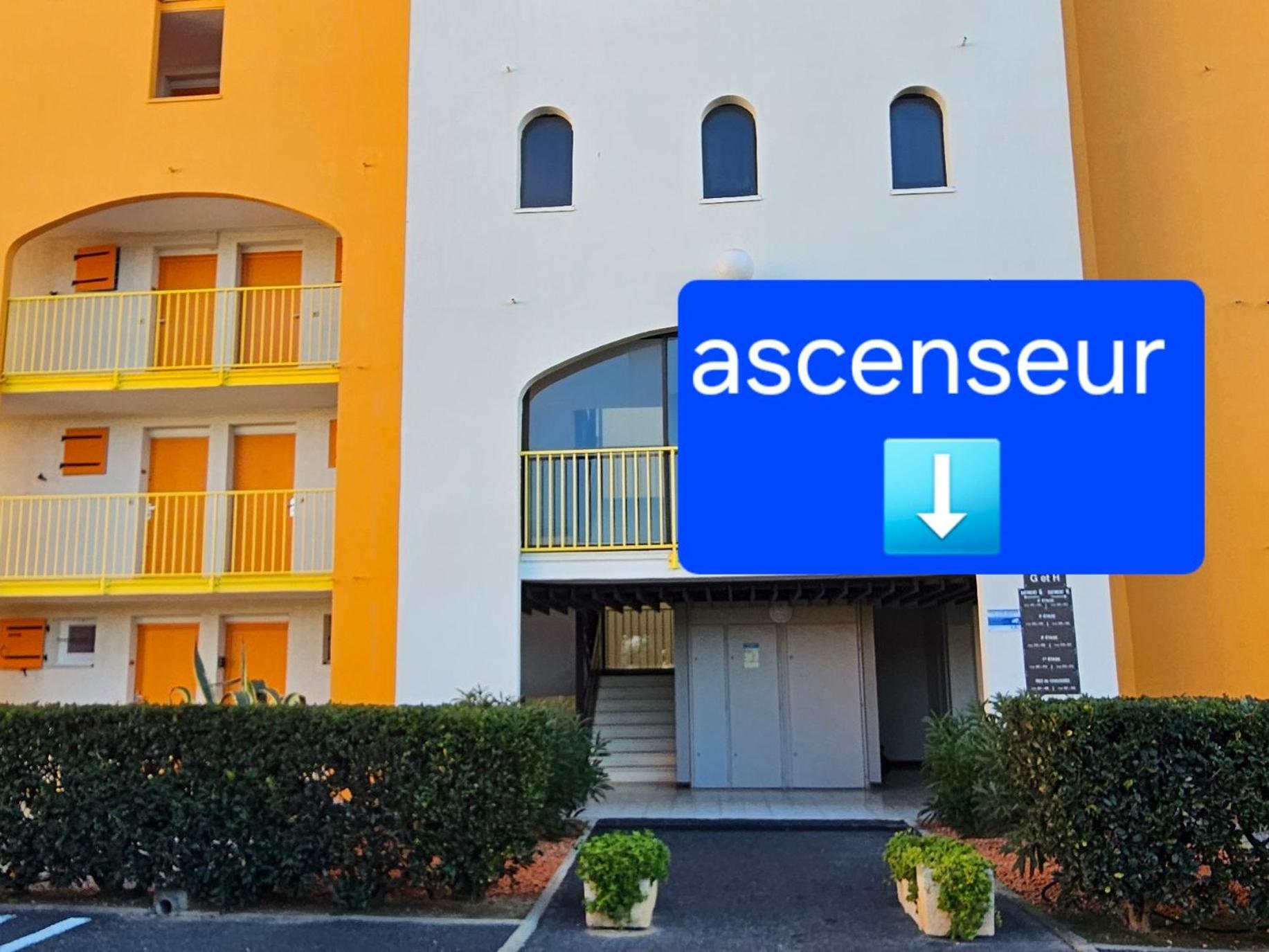 Appartement Vue Mer,Acces Direct Plage,Fibre,Clim,Parking Public Gratuit Le Barcarès Exteriör bild